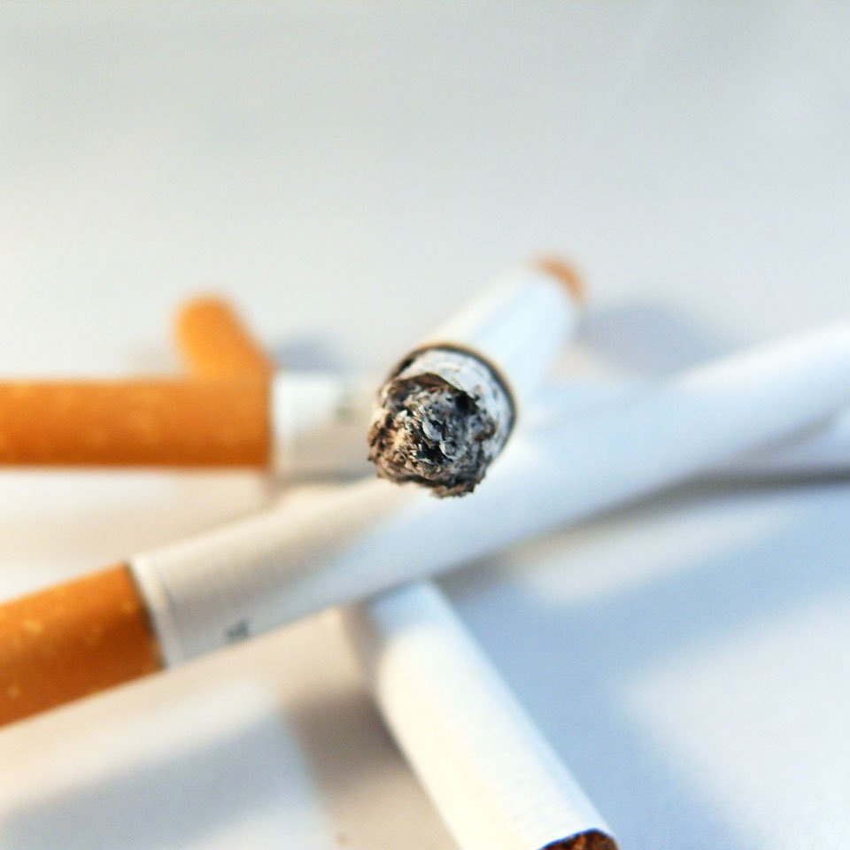 Photo de cigarettes. Image par PublicDomainPictures de Pixabay